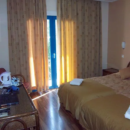 Hotel Plaza 3*