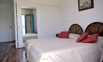 Plaza Hotel Atenas